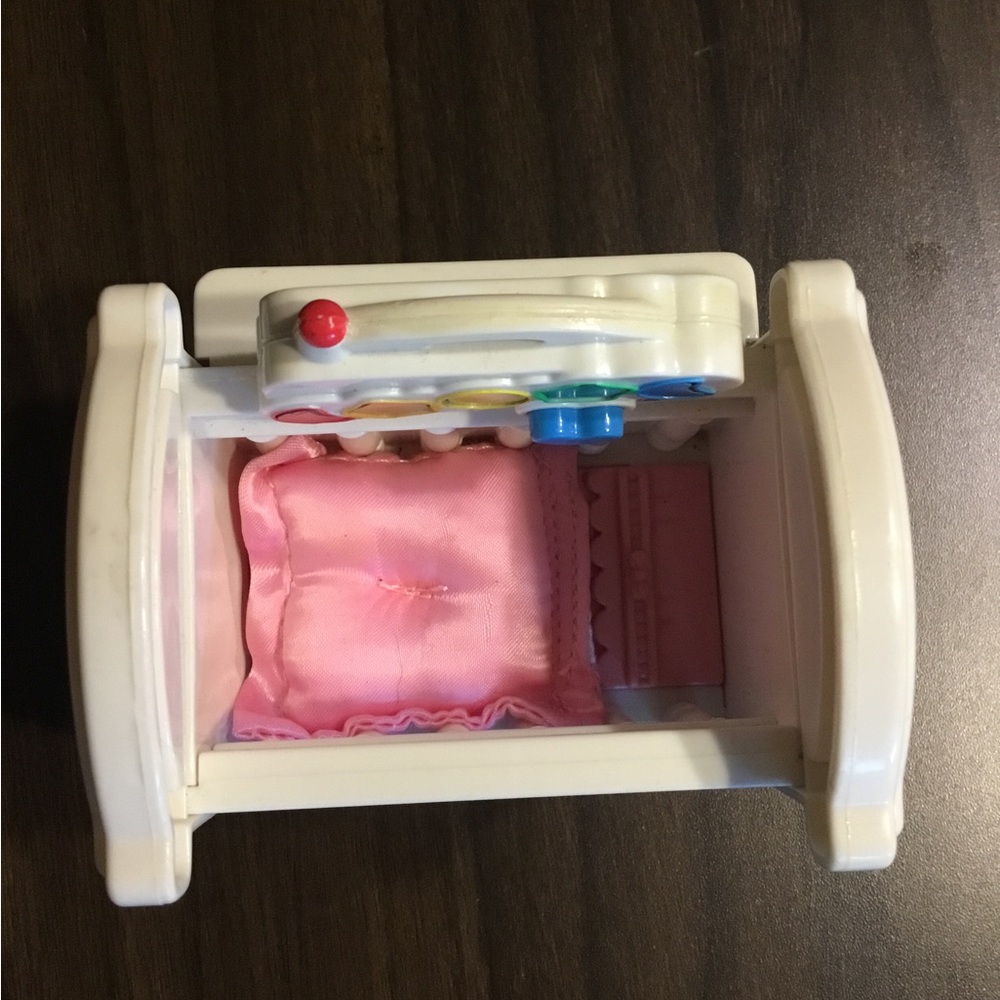 Fisher Price Loving Family Dollhouse Musical Baby Crib Sounds Lights Works - Picture 3 of 6